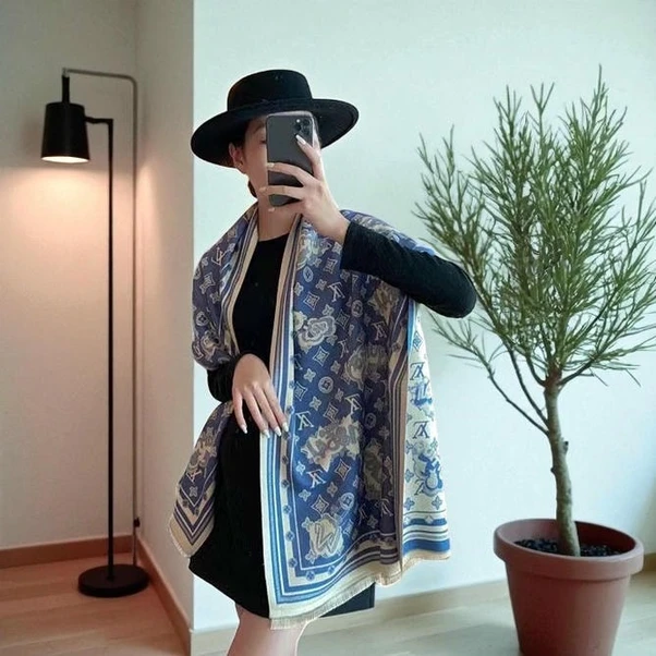 Louis Vuitton Cashmere Scarf747 Pakistan