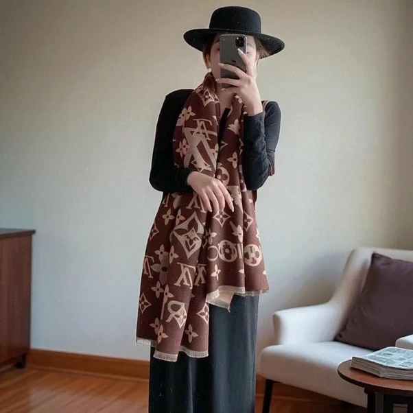 Louis Vuitton Cashmere Scarf876 Pakistan