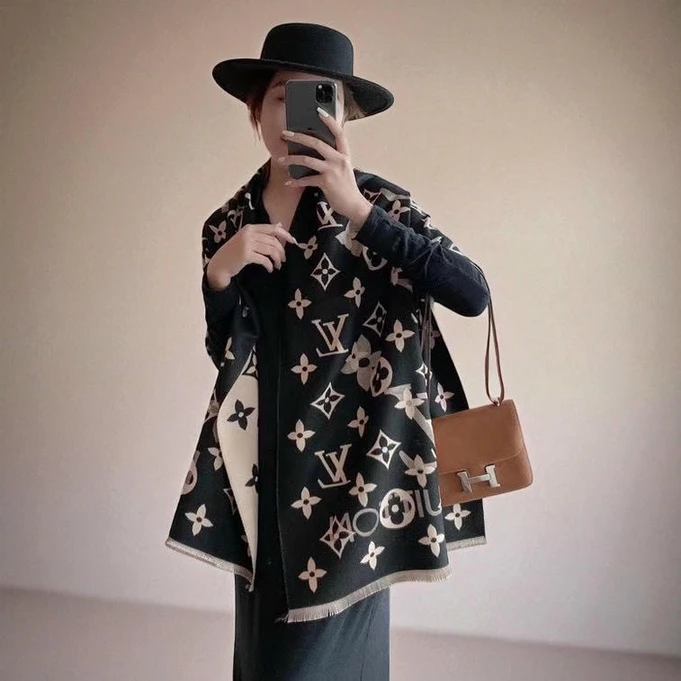 Louis Vuitton Cashmere Scarf877 Pakistan