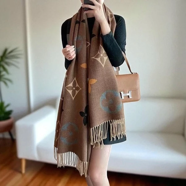 Louis Vuitton Cashmere Scarf894 Pakistan