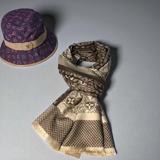Louis Vuitton Scarves For Women 1 Pakistan
