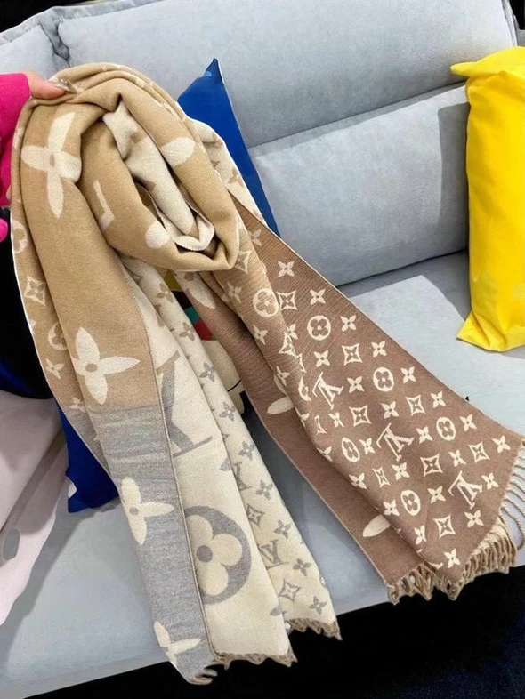 Louis Vuitton Women Cashmere Scarf 92849 Pakistan