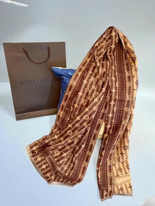 Louis Vuitton Women Cashmere Scarf 92867 Pakistan