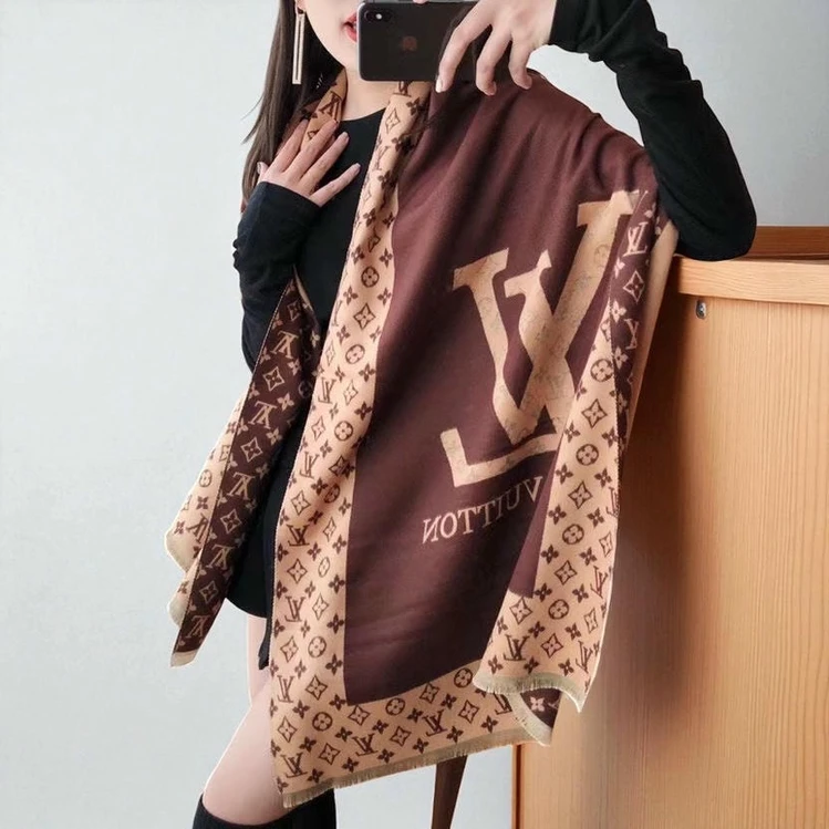 Louis Vuitton Women Cashmere Scarf 92888 Pakistan