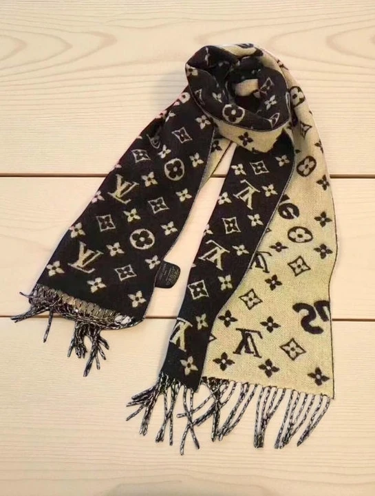 Louis Vuitton Wool Cashmere Replica Scarf 1162 Pakistan