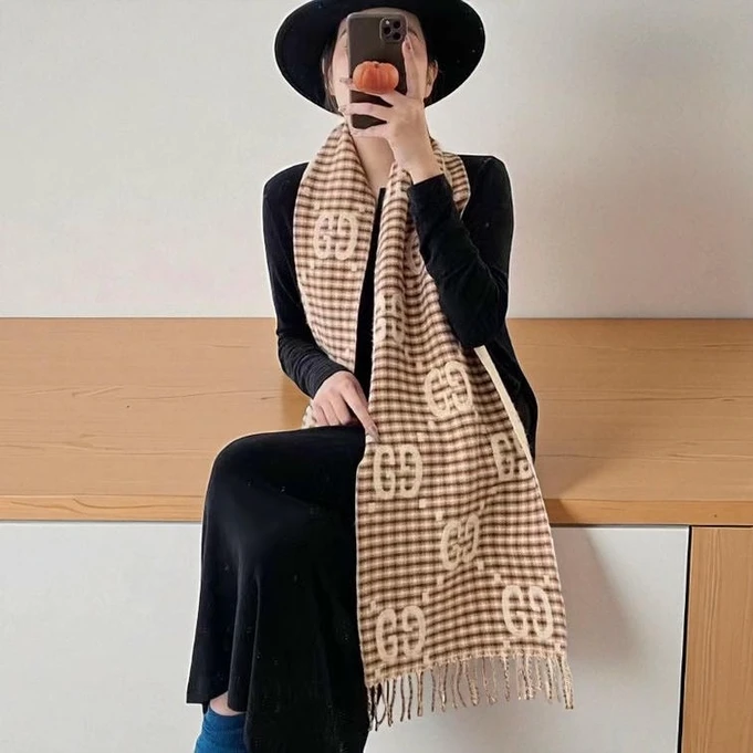 Ucci Cashmere Scarf Online 116819 Pakistan