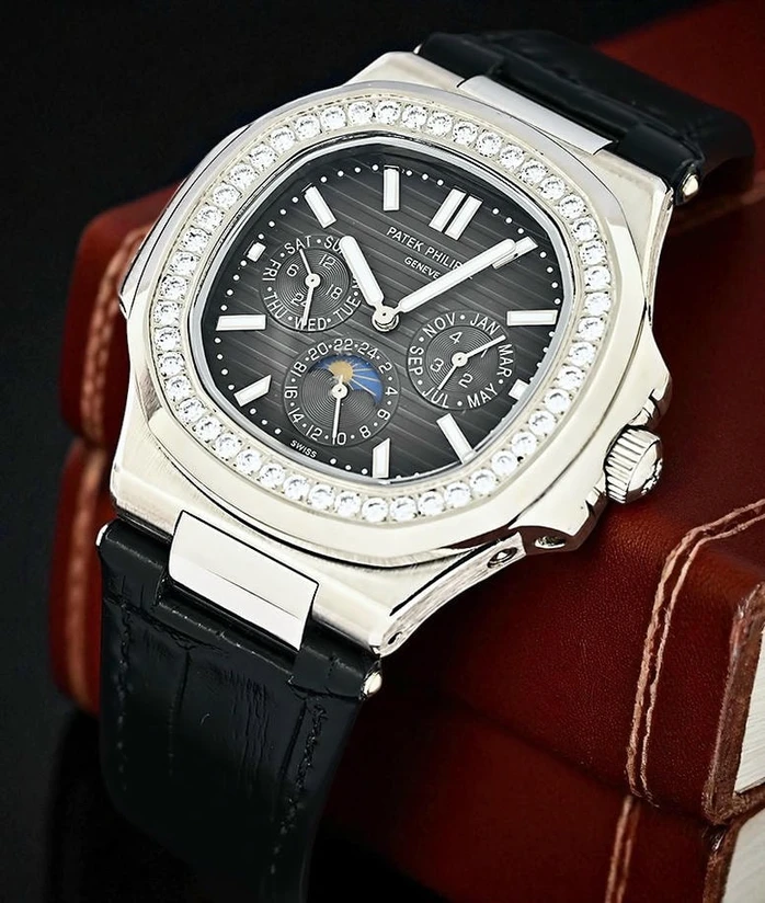Patek Philippe Nautilus Perpetual Calendar Watch Pakistan 1765831834 25089f60