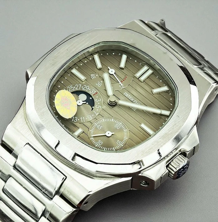 Patek Philippe Nautilus Watch1003 Pakistan