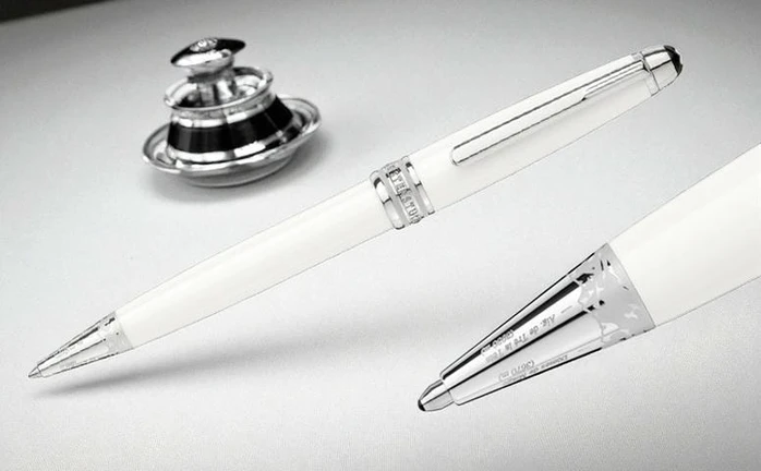 Montblanc Meisterstuck Solitaire Classique Ballpoint Pen Pakistan 1765831871 57d4871c