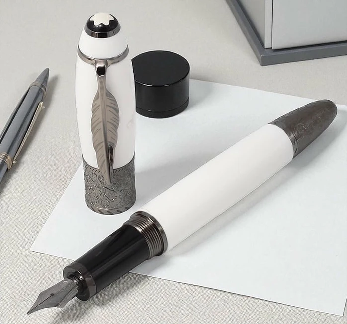 Montblanc Writers Edition Daniel Defoe Fountain Pen 502 Pakistan