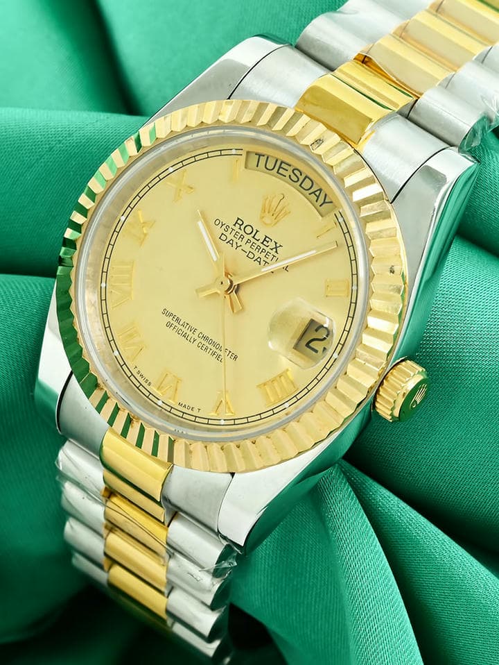 Rolex Day Date Yellow Gold Roman Dial Watch 1