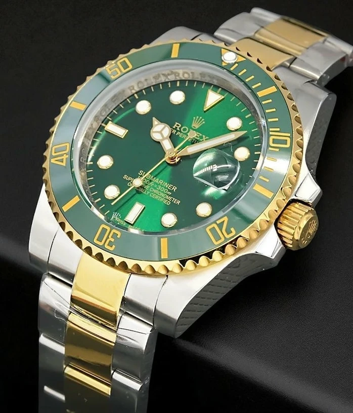 Rolex Submariner Date Green Dial Watch Pakistan