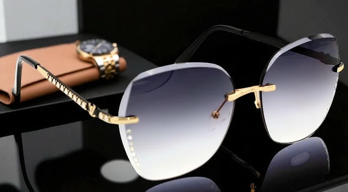 Louis Vuitton Ladies Sunglasses439 Pakistan