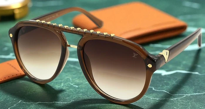 Louis Vuitton Women Sunglasses1009 Pakistan