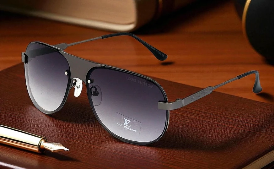 Replica Louis Vuitton Sunglasses Black 116 Pakistan