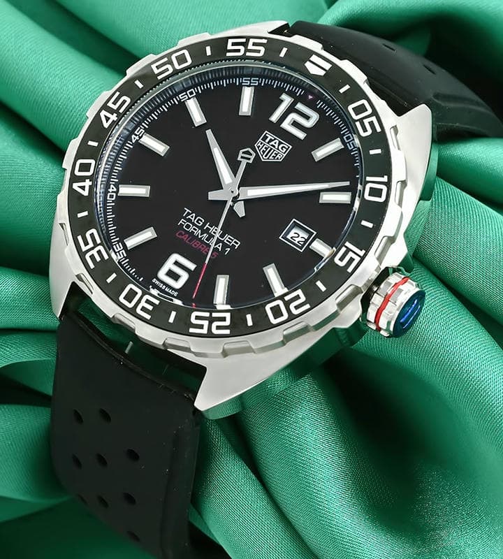 Tag Heuer Formula 1 Caliber 5 Black Rubber Strap Watch