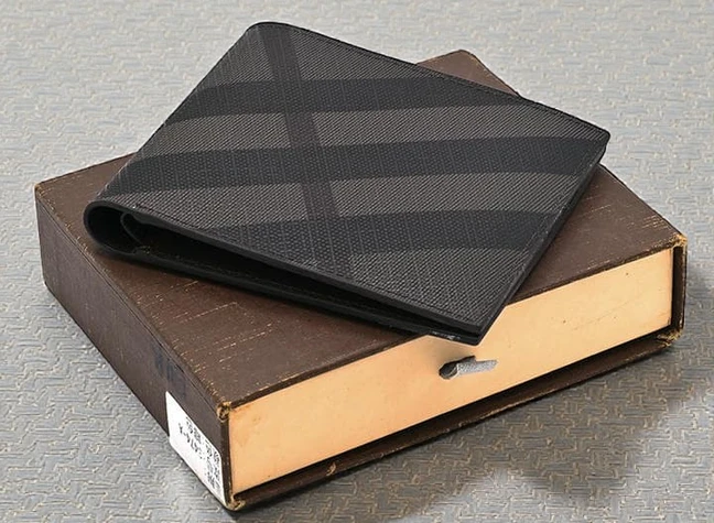 Burberry Leather Wallet 3474a