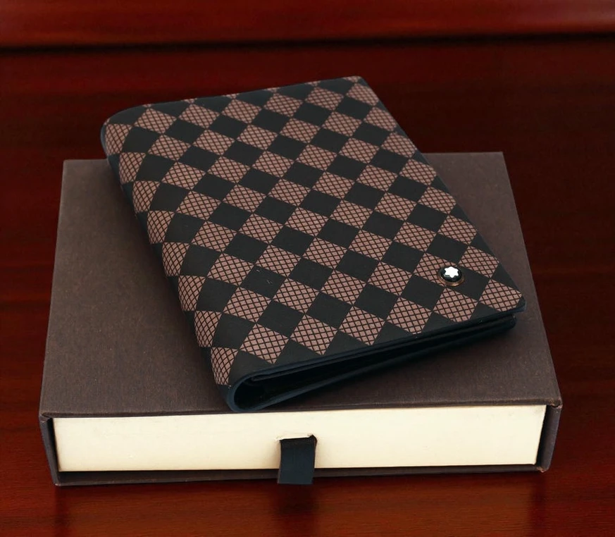 Montblanc Wallet 2015 2 1 Pakistan 1765832626 2db5c35a